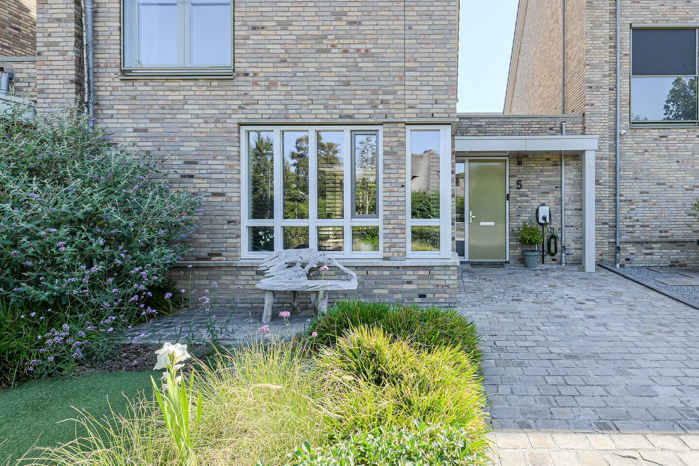 Tussenwoning te koop: Leempad 5, Oosterhout