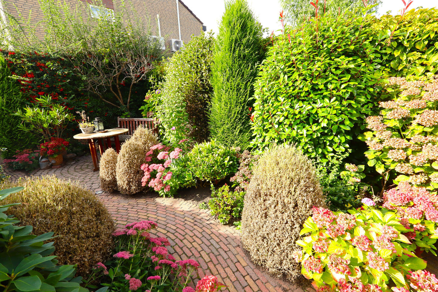 Tussenwoning te koop: Basielhof 14, Oosterhout