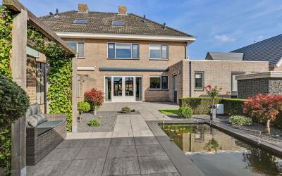 Middenakker 24