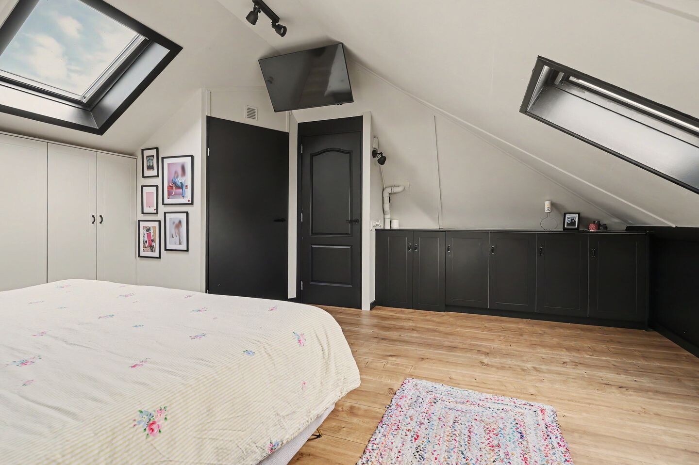 Tussenwoning te koop: Middelmeede 22, Made