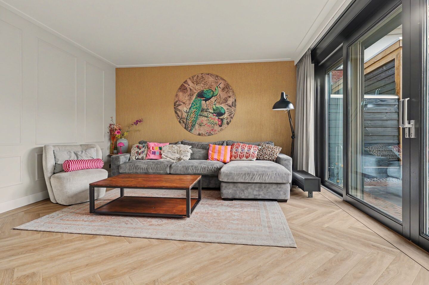 Tussenwoning te koop: Middelmeede 22, Made