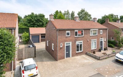Nieuwelaan 49