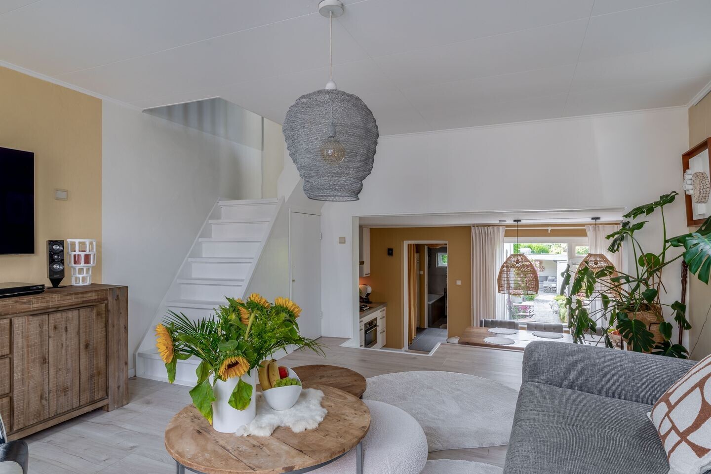 Hoekwoning te koop: Flierstraat 49, Lage Zwaluwe