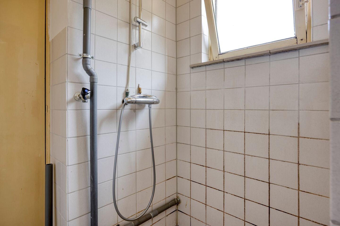 Twee-onder-één-kap te koop: Oranjestraat 2, Lage Zwaluwe