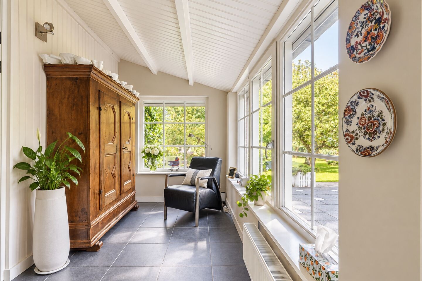 Hoekwoning te koop: Raadhuisstraat 30, Hooge Zwaluwe