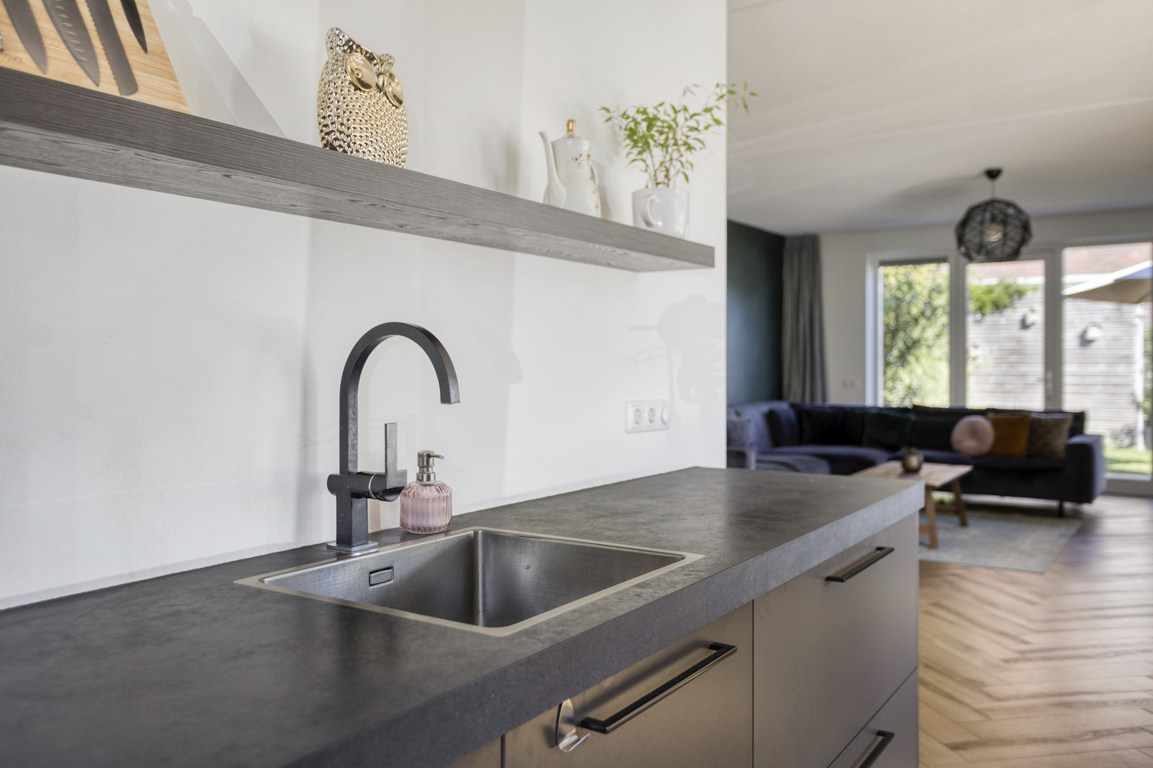 Hoekwoning te koop: Sint Agnesstraat 8, Geertruidenberg