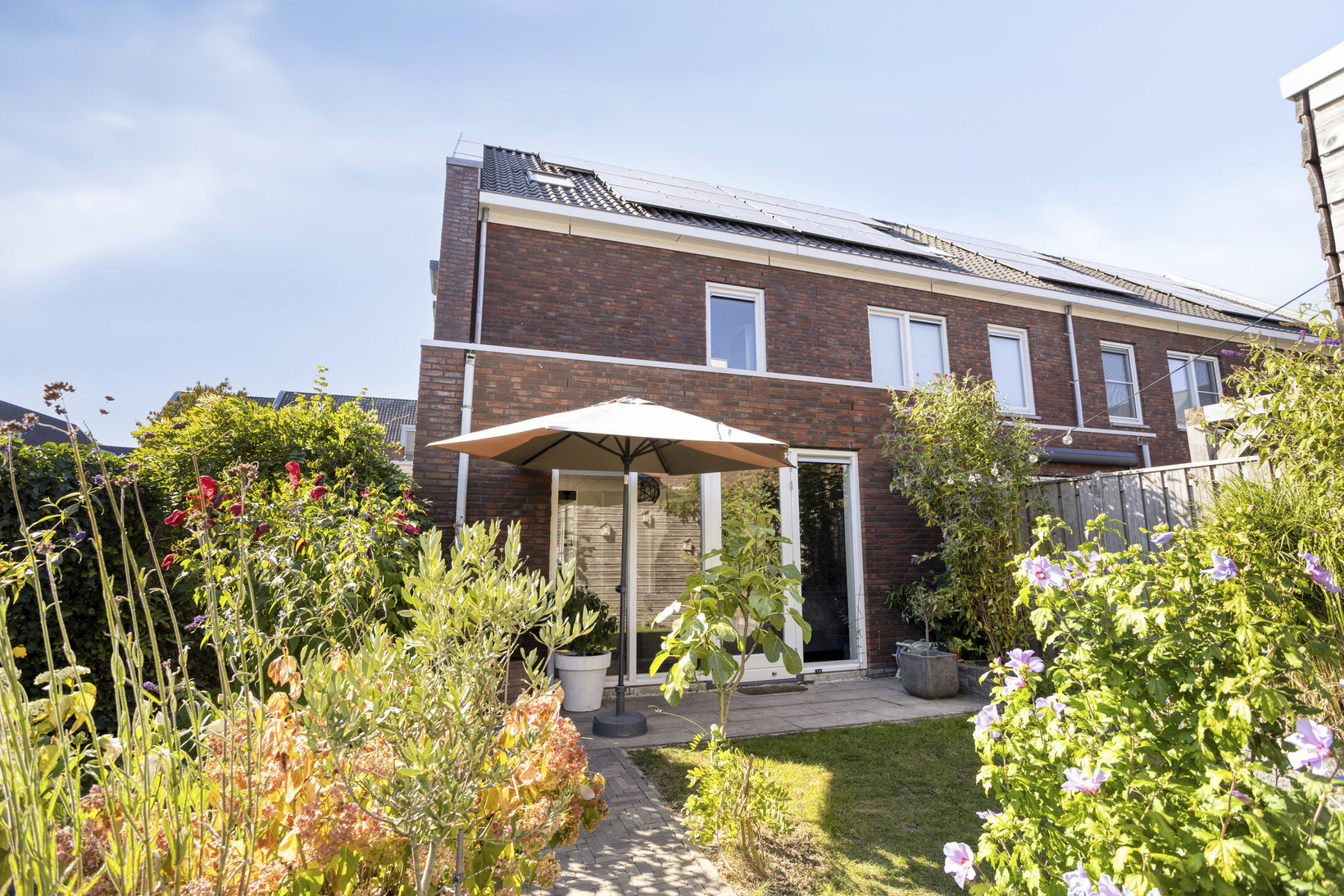 Hoekwoning te koop: Sint Agnesstraat 8, Geertruidenberg