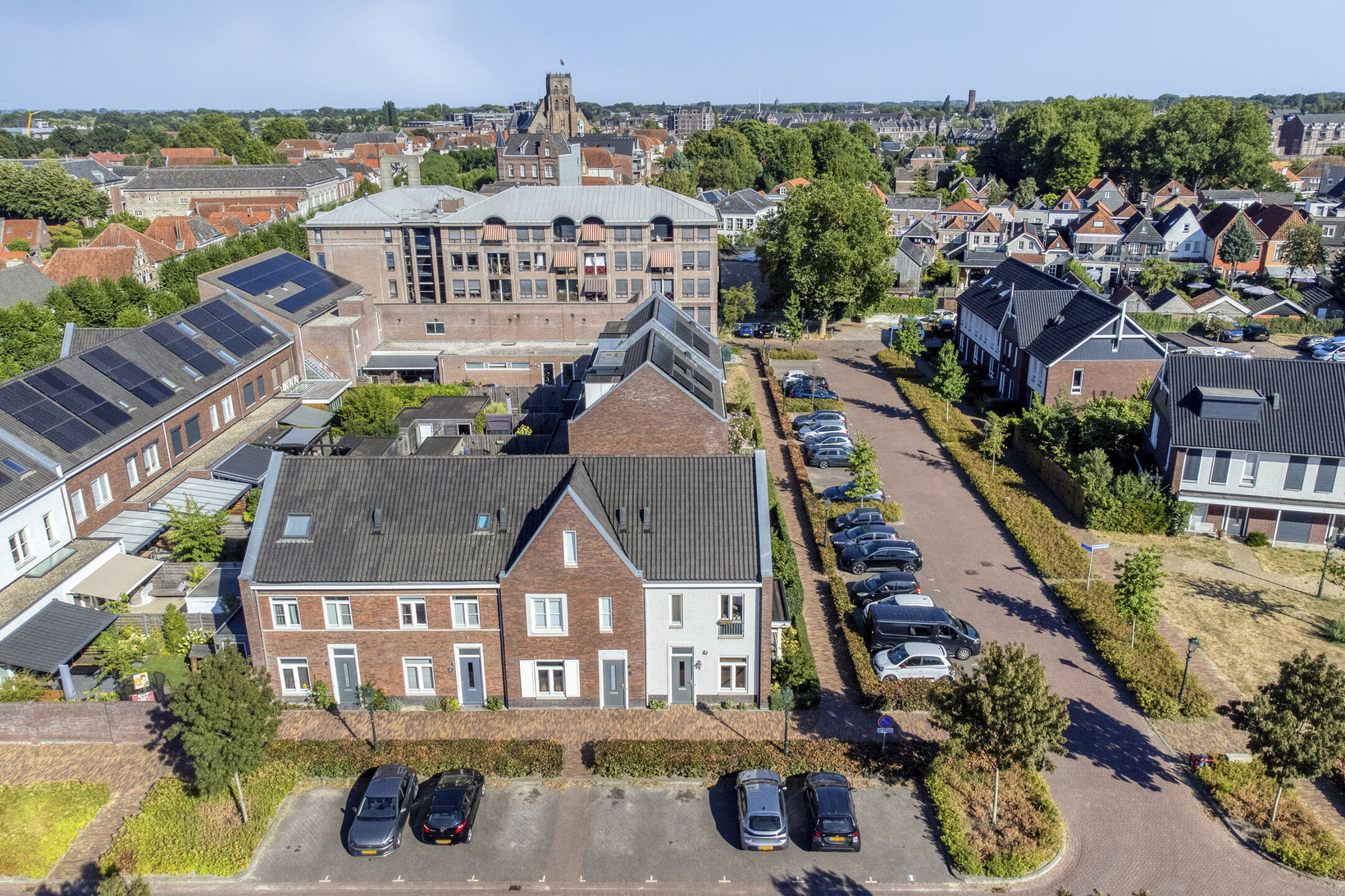 Hoekwoning te koop: Sint Agnesstraat 8, Geertruidenberg