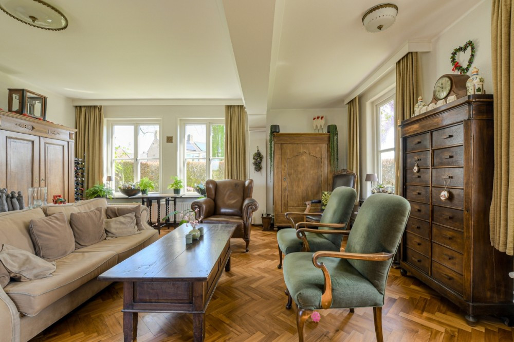 Vrijstaande woning te koop: Commandeurstraat 2, Geertruidenberg