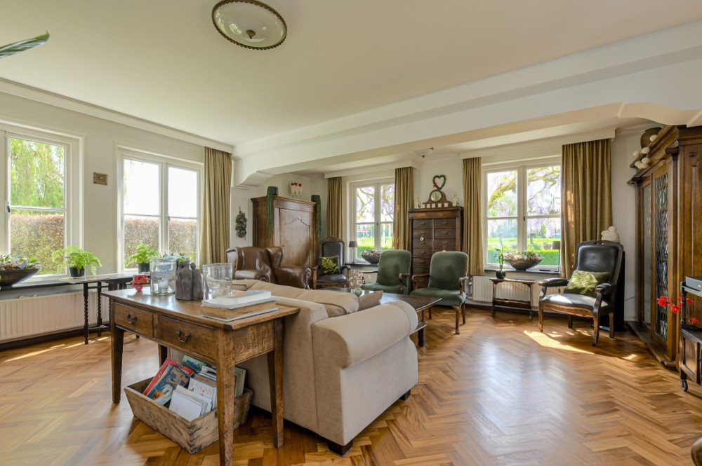 Vrijstaande woning te koop: Commandeurstraat 2, Geertruidenberg