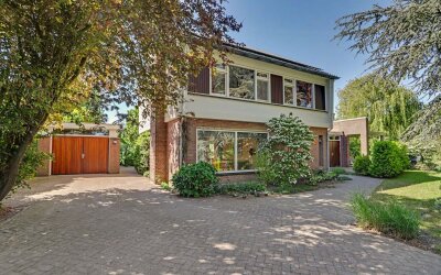 Commandeurstraat 8