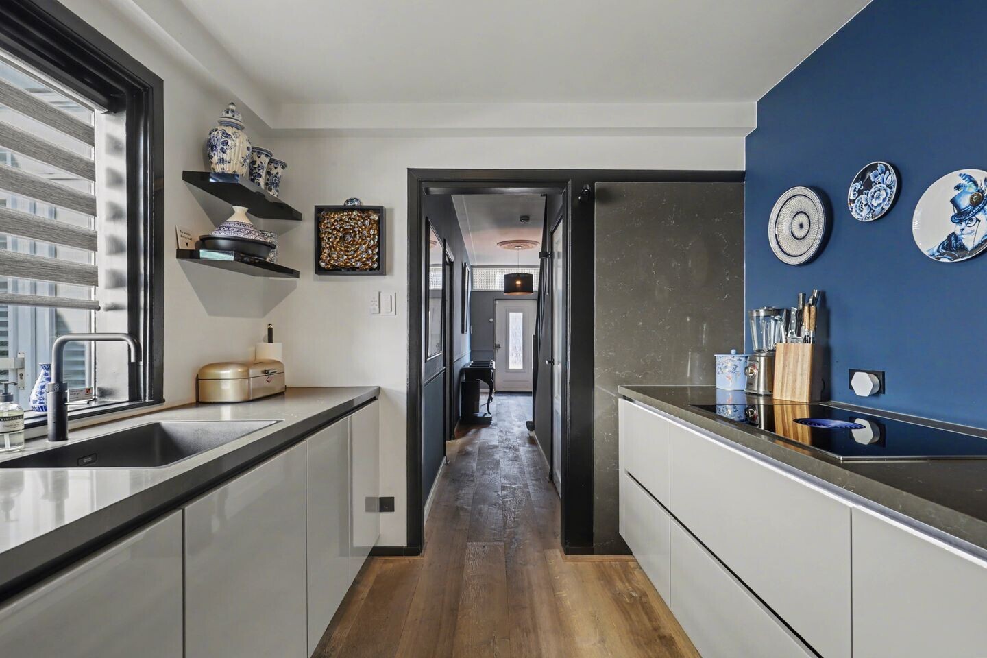 Tussenwoning te koop: Koestraat 85, Geertruidenberg