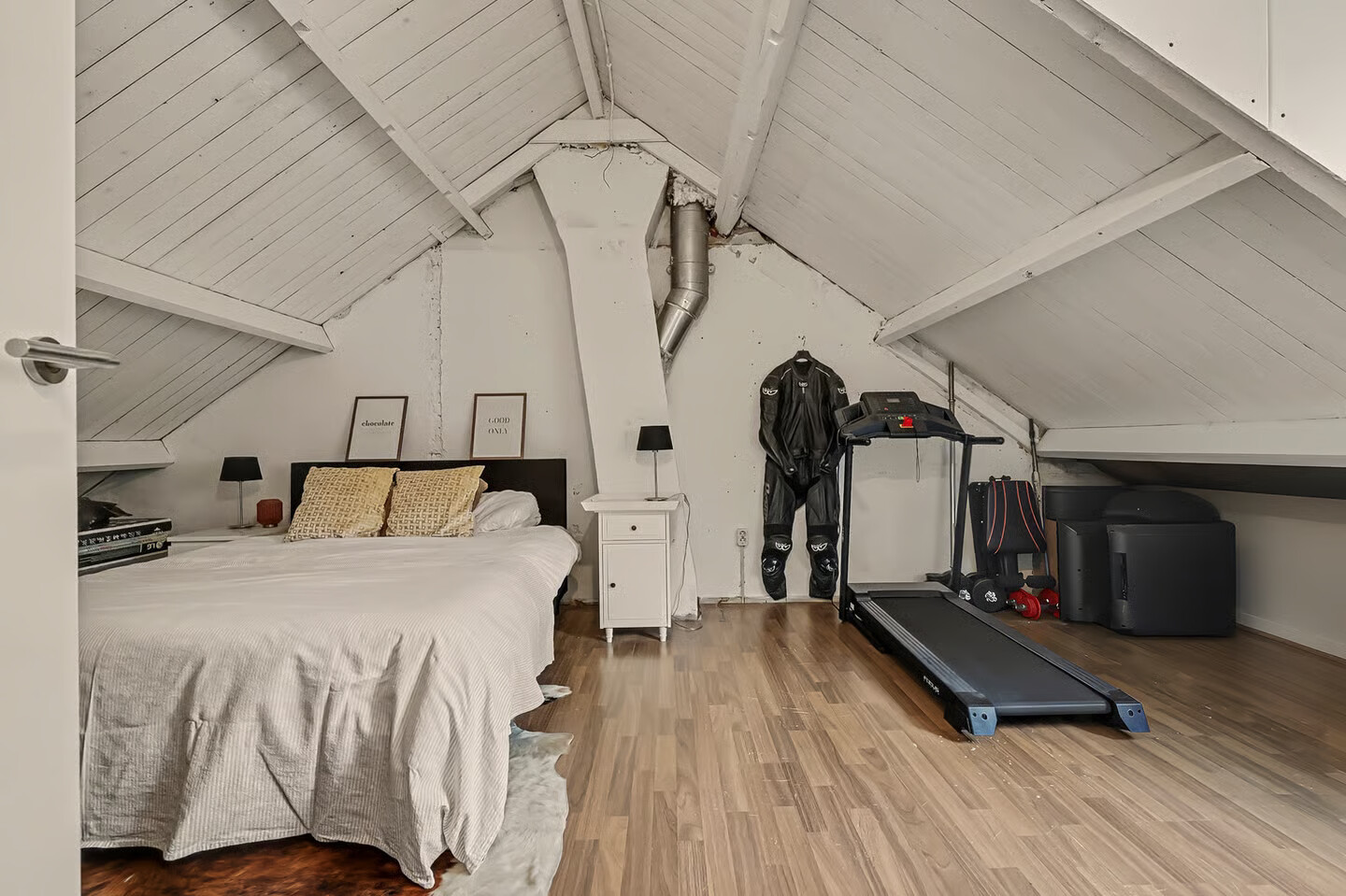Hoekwoning te koop: Stadsweg 28, Geertruidenberg