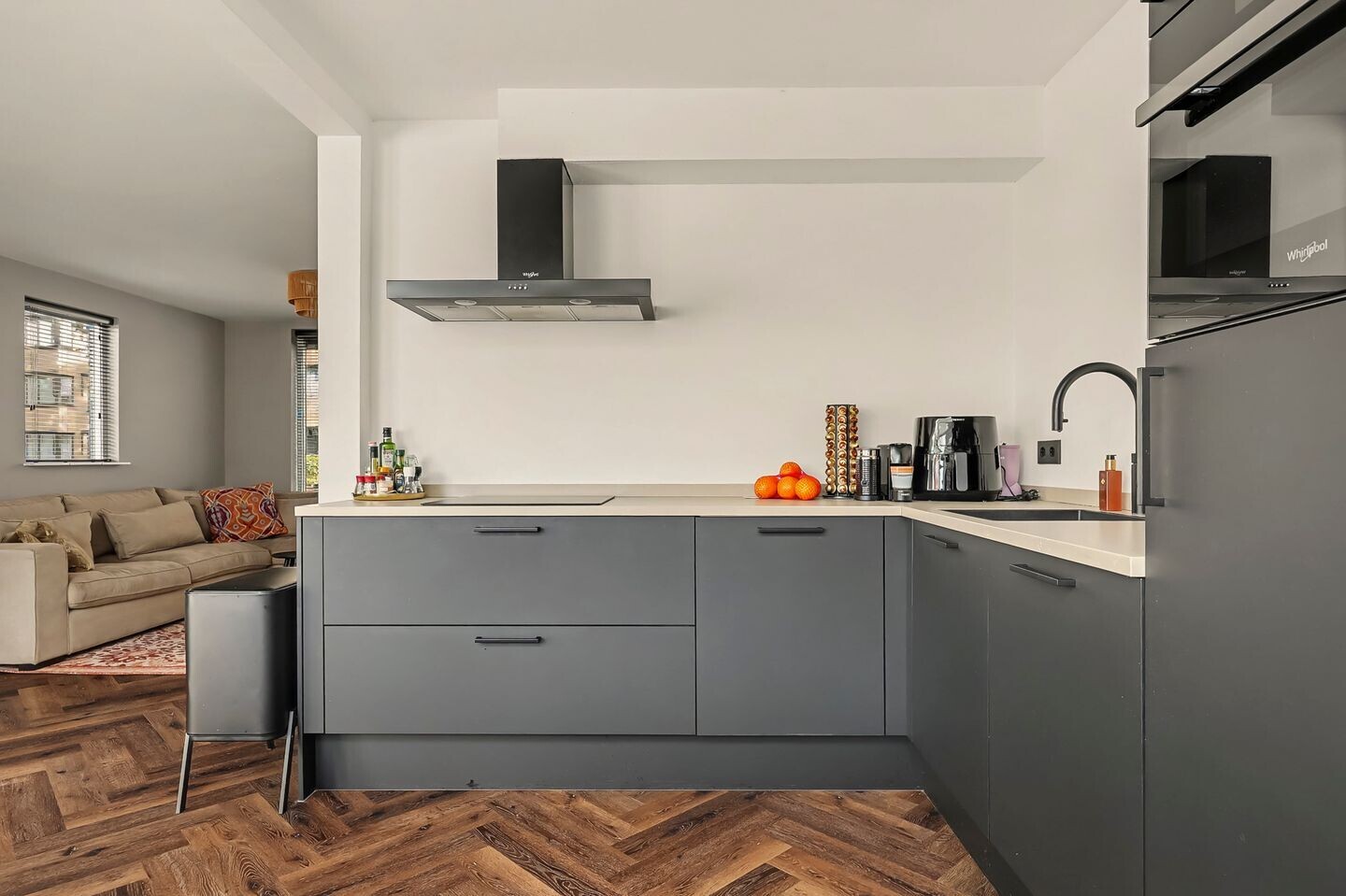Hoekwoning te koop: Stadsweg 28, Geertruidenberg