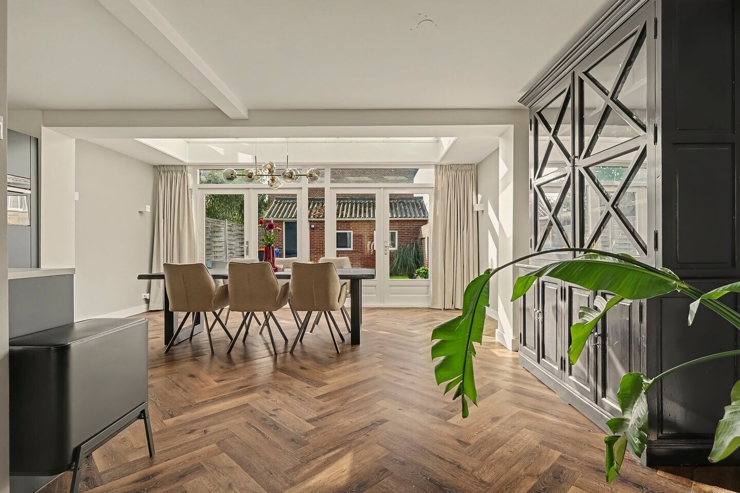 Hoekwoning te koop: Stadsweg 28, Geertruidenberg
