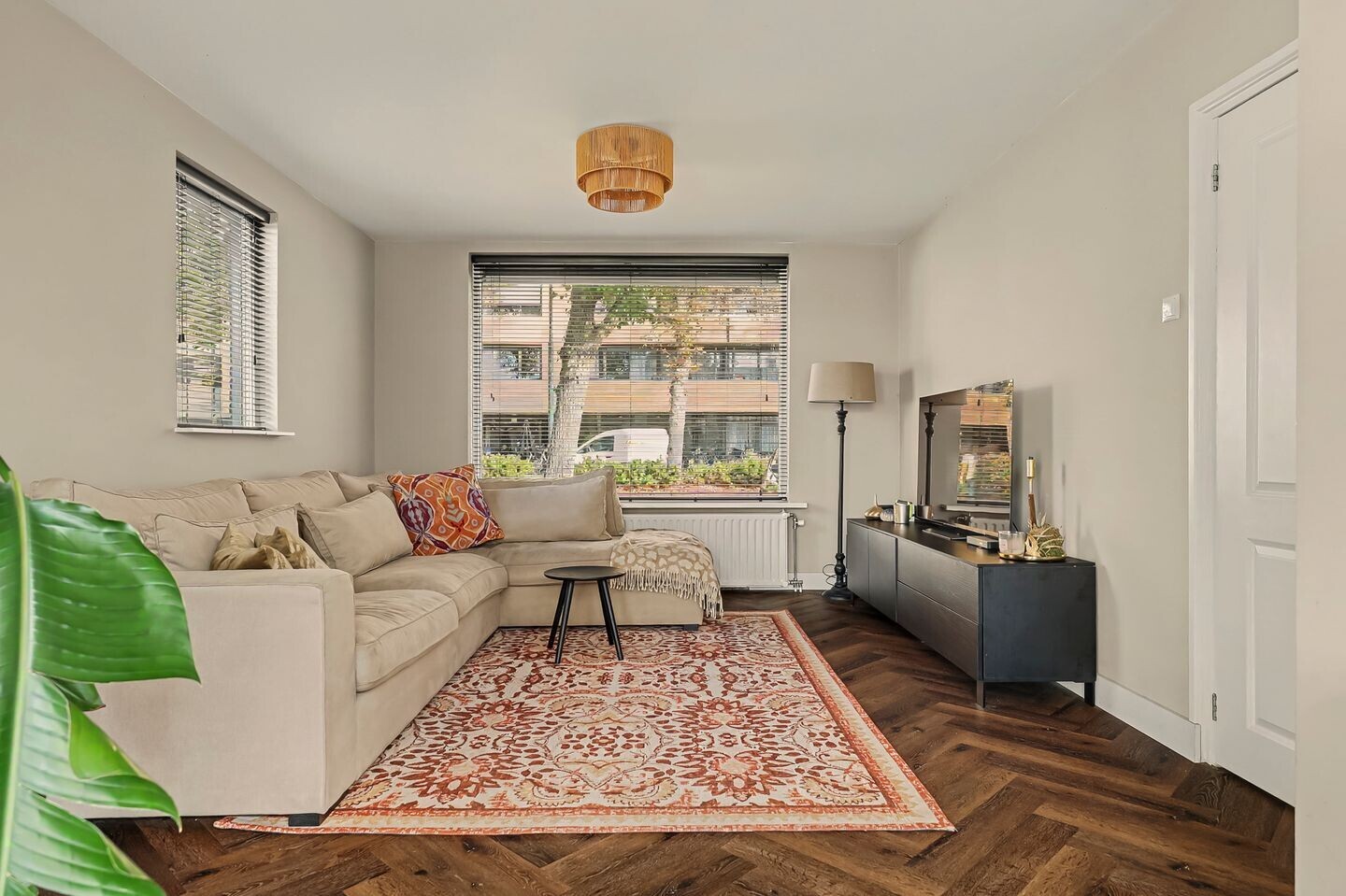 Hoekwoning te koop: Stadsweg 28, Geertruidenberg