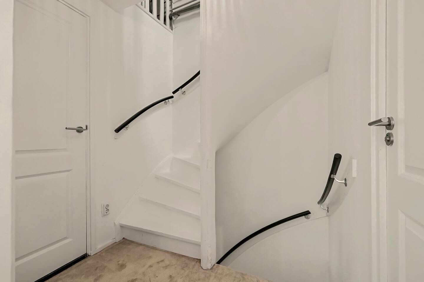Hoekwoning te koop: Stadsweg 28, Geertruidenberg