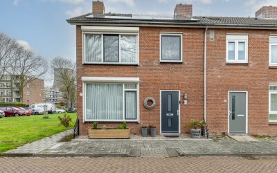 van der Waalstraat 27
