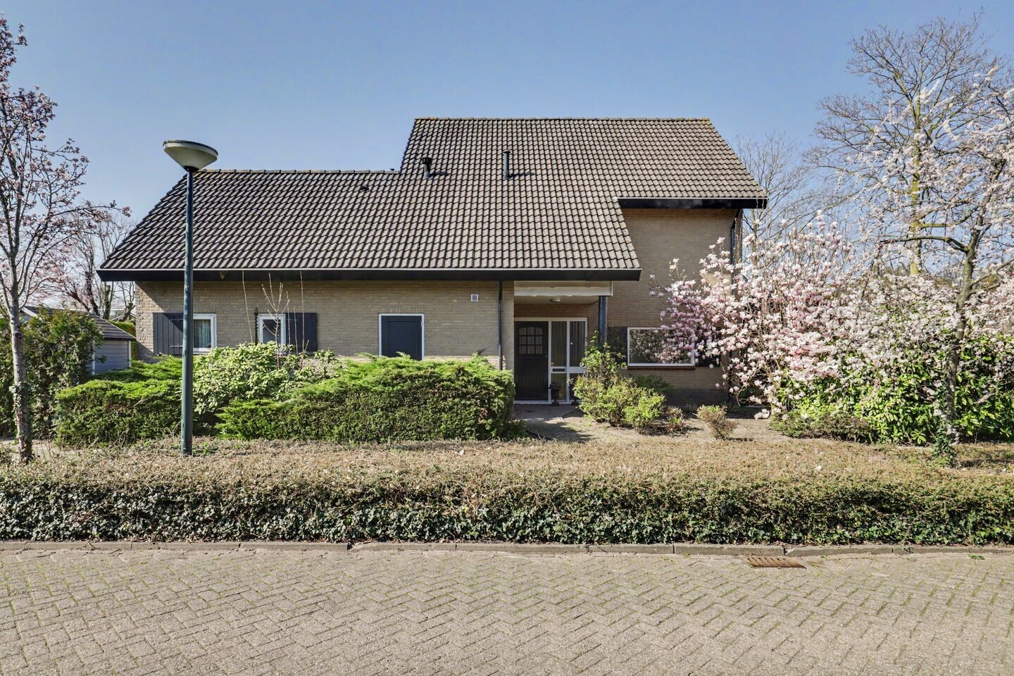 Vrijstaande woning te koop: de Bossen 18, Raamsdonksveer