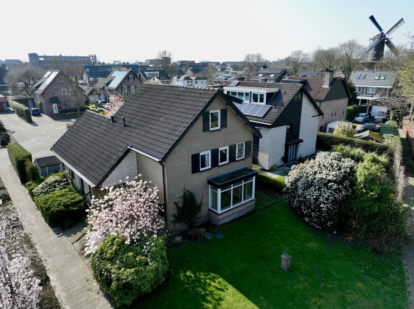 Vrijstaande woning te koop: de Bossen 18, Raamsdonksveer