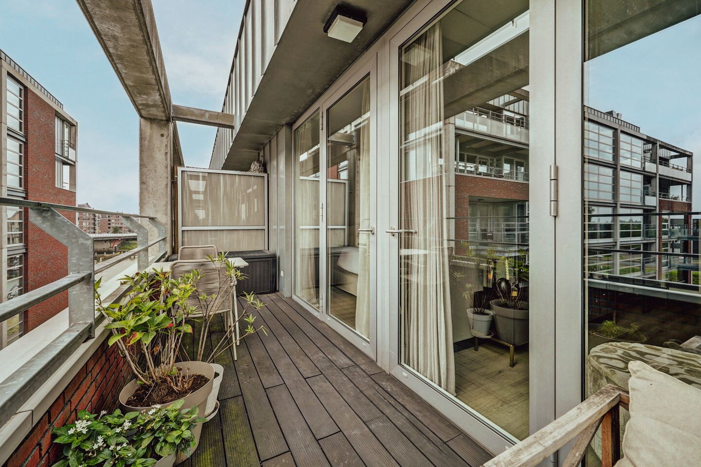 Appartement te koop: Tolbrugplein 70, Raamsdonksveer