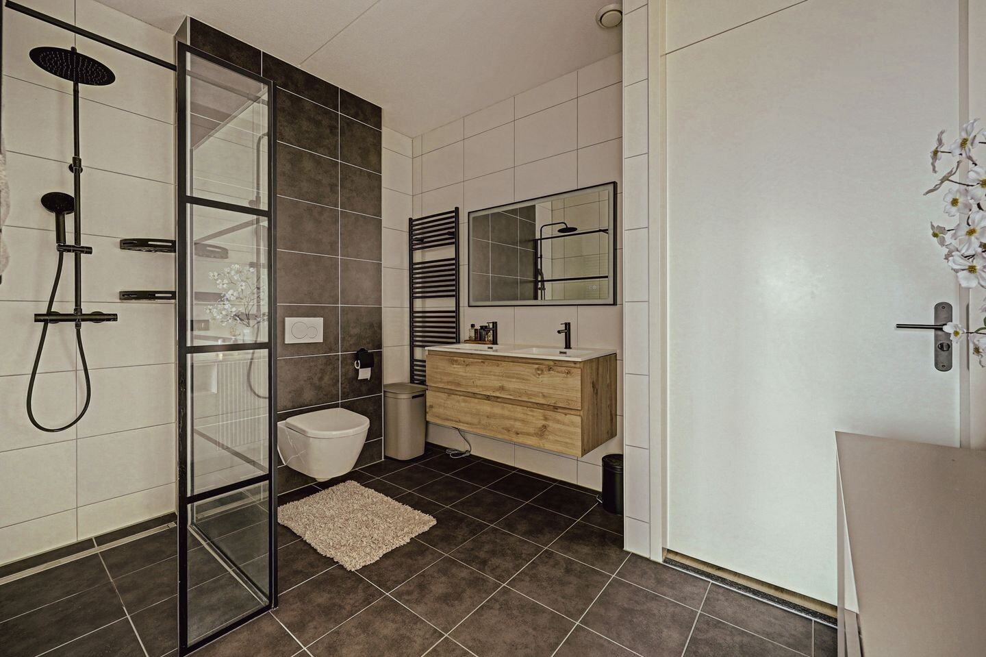 Appartement te koop: Tolbrugplein 70, Raamsdonksveer