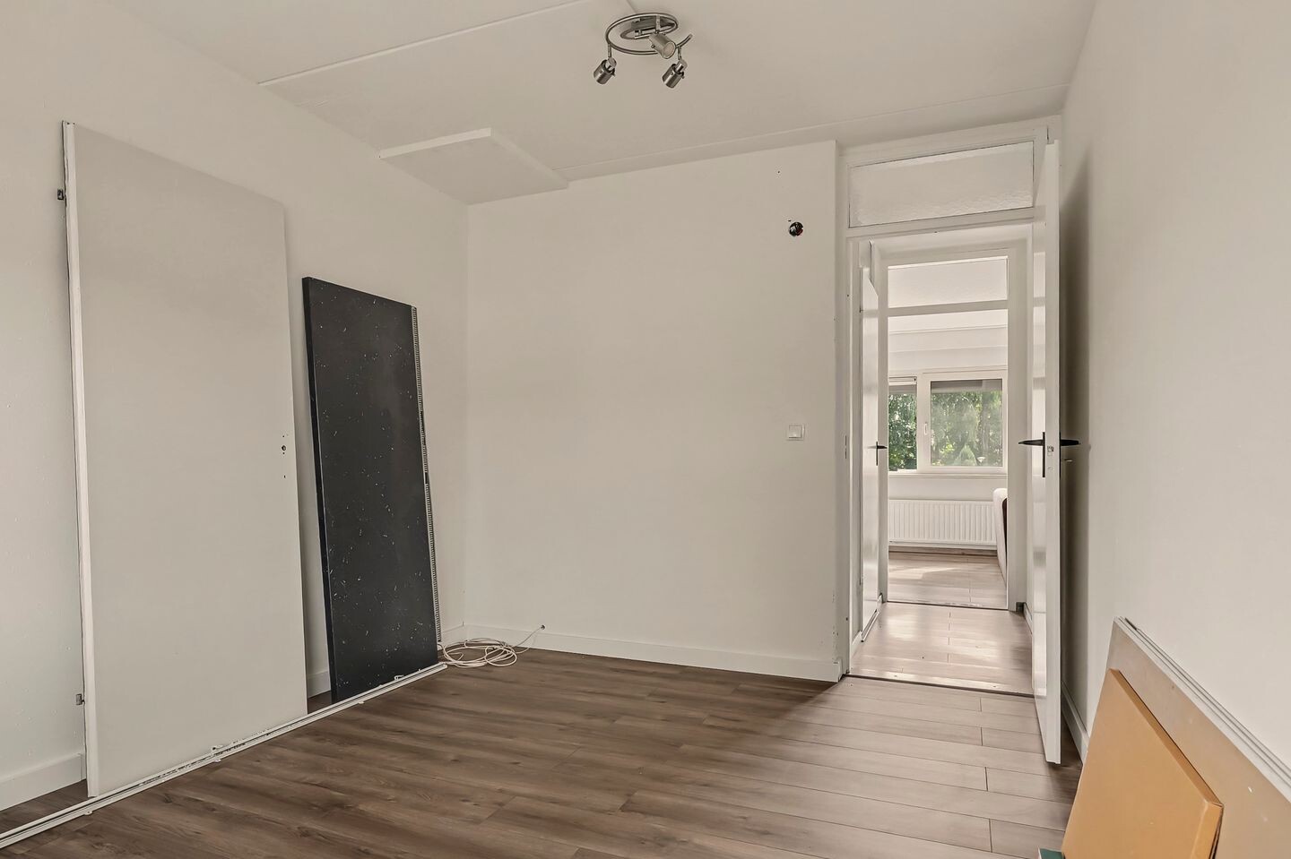 Tussenwoning te koop: Rijvoortshoef 260, Raamsdonksveer