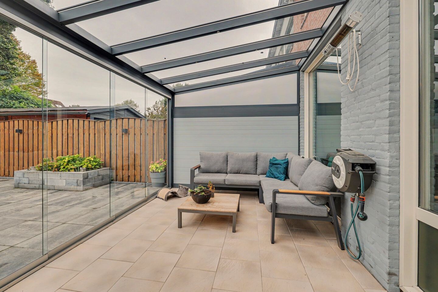 Tussenwoning te koop: Rijvoortshoef 260, Raamsdonksveer