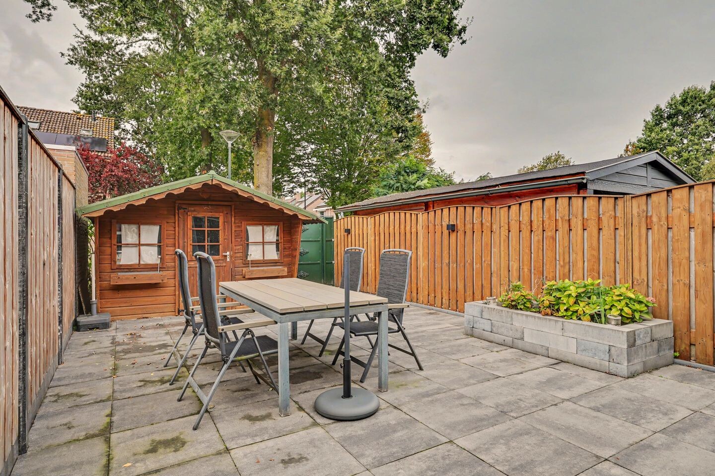 Tussenwoning te koop: Rijvoortshoef 260, Raamsdonksveer
