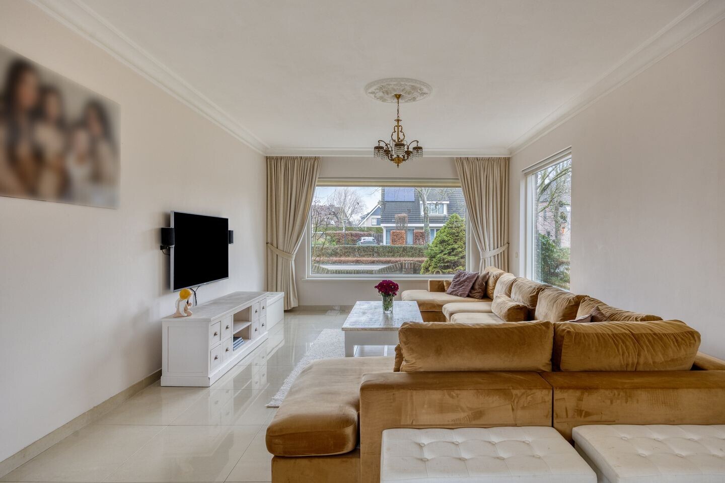 Tussenwoning te koop: Lindonklaan 37, Raamsdonksveer