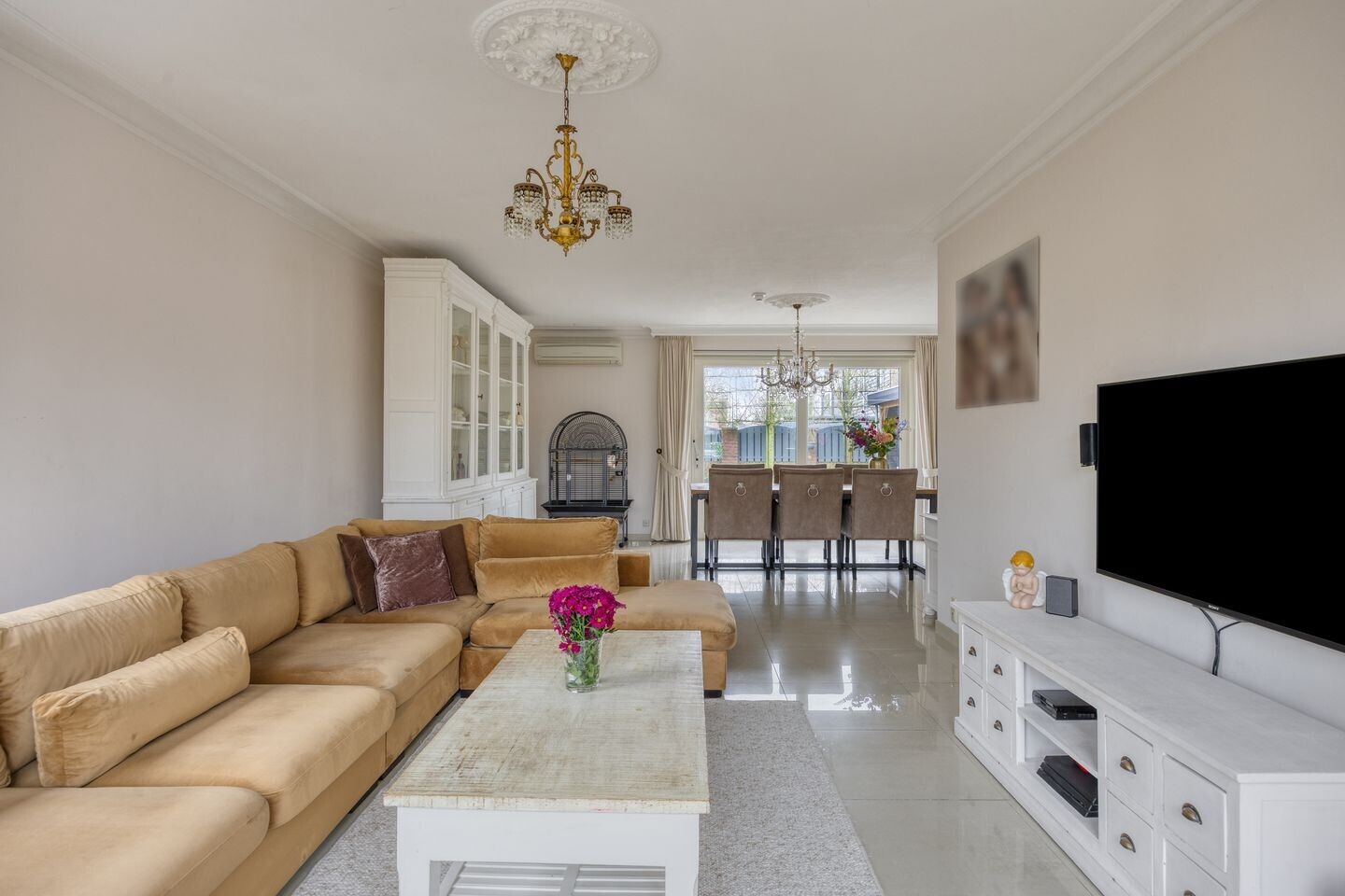 Tussenwoning te koop: Lindonklaan 37, Raamsdonksveer