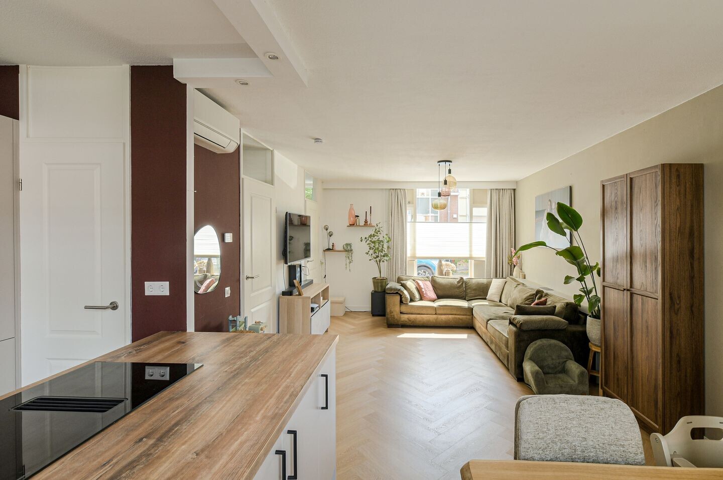 Hoekwoning te koop: Vossendonk 2, Raamsdonksveer