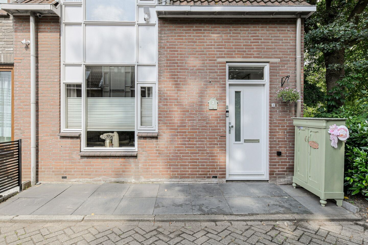 Hoekwoning te koop: Vossendonk 2, Raamsdonksveer