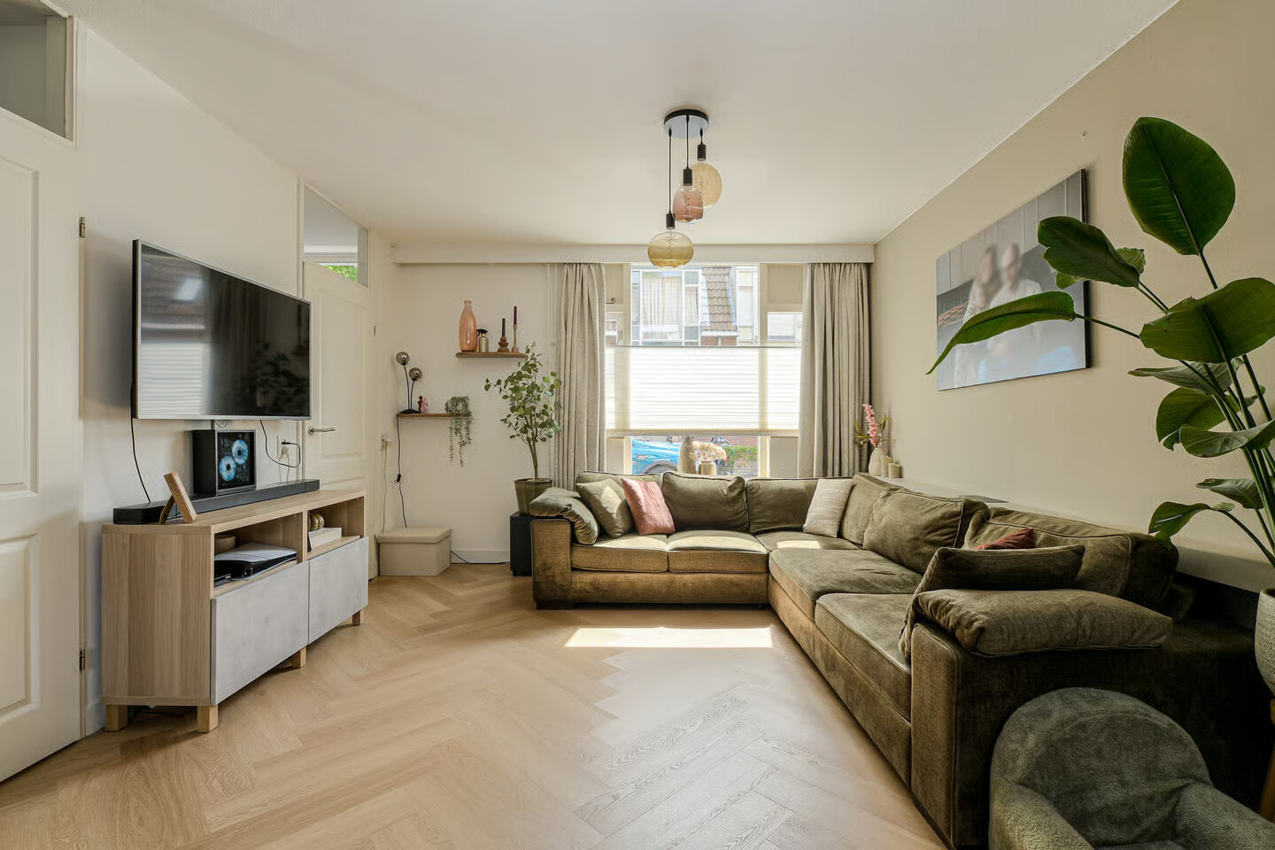 Hoekwoning te koop: Vossendonk 2, Raamsdonksveer
