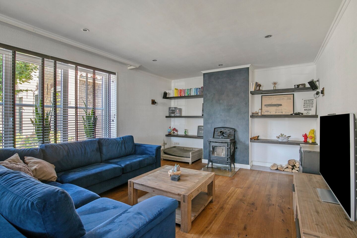 Twee-onder-één-kap te koop: Molenstraat 36, Raamsdonk