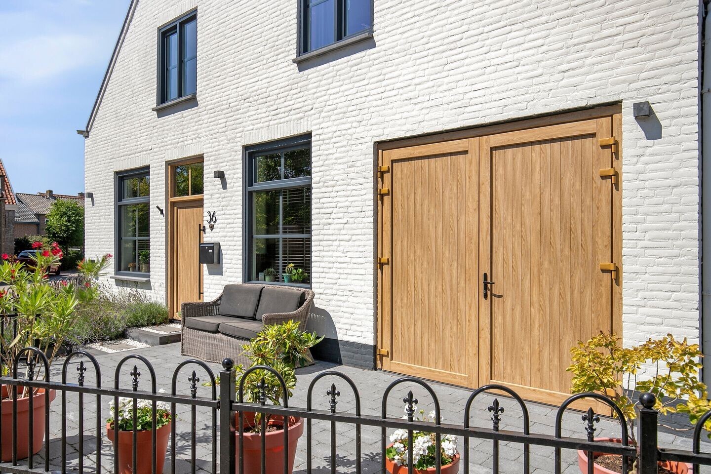 Twee-onder-één-kap te koop: Molenstraat 36, Raamsdonk