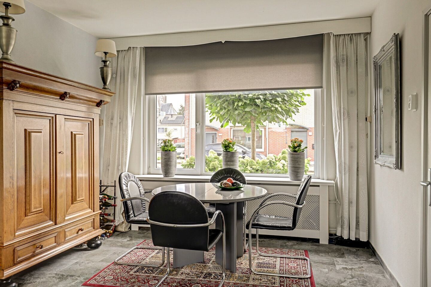 Tussenwoning te koop: Cornelis Oomestraat 11, Raamsdonk