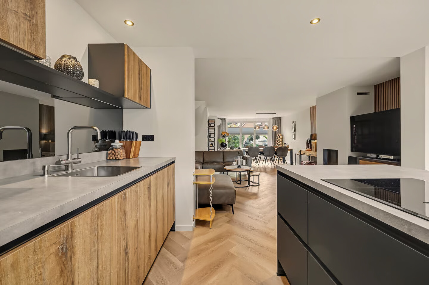 Tussenwoning te koop: Kuiperspolderke 55, Raamsdonk