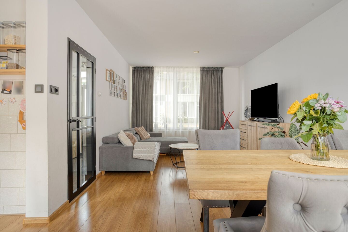 Tussenwoning te koop: Griegstraat 112, Tilburg
