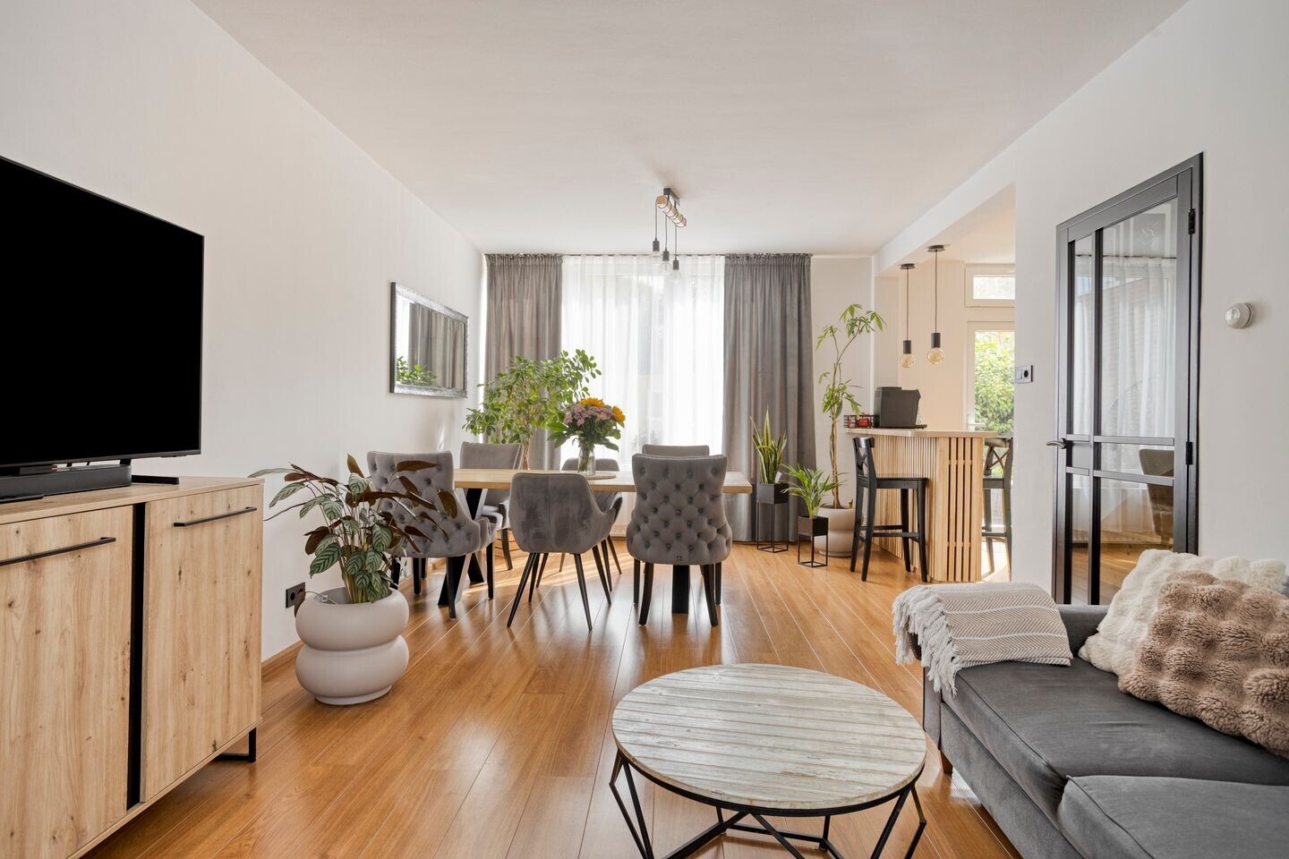 Tussenwoning te koop: Griegstraat 112, Tilburg