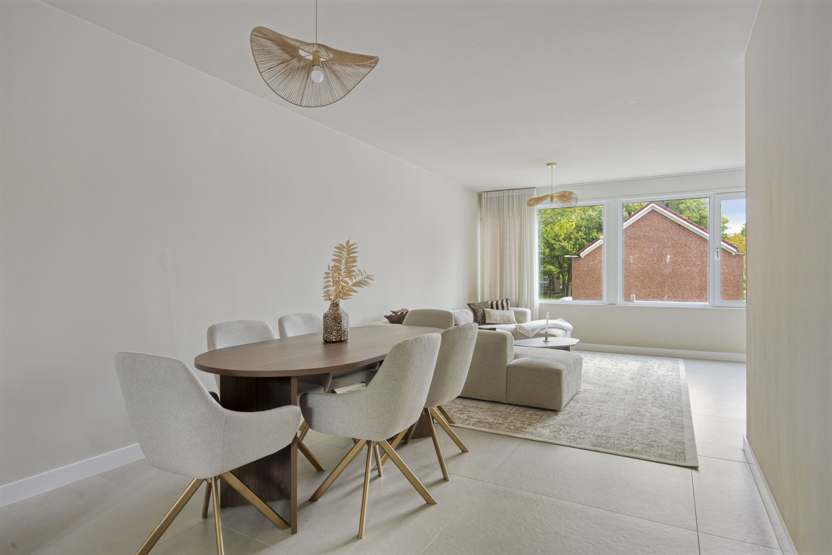 Tussenwoning te koop: Sibeliusstraat 755, Tilburg