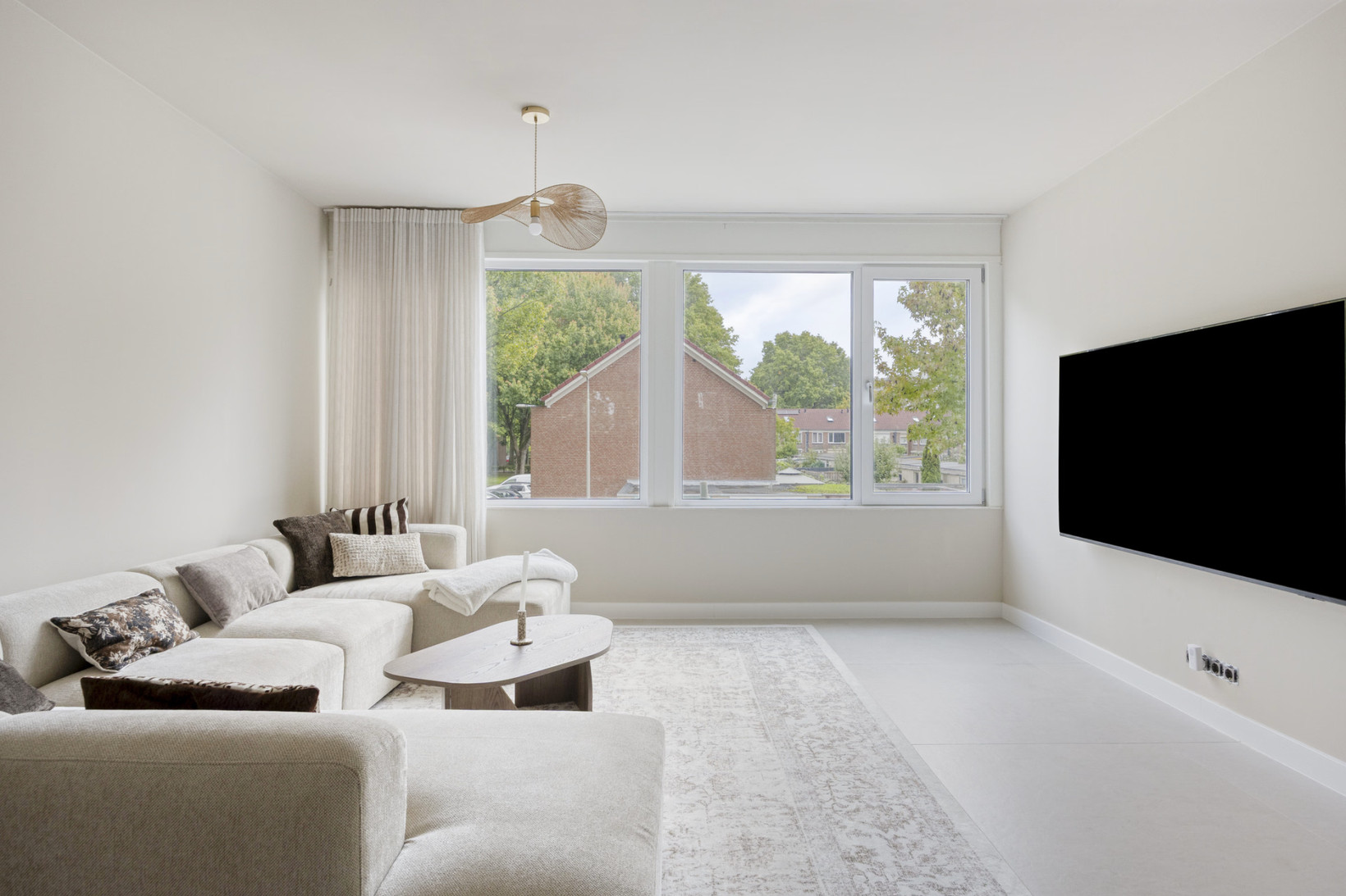 Tussenwoning te koop: Sibeliusstraat 755, Tilburg
