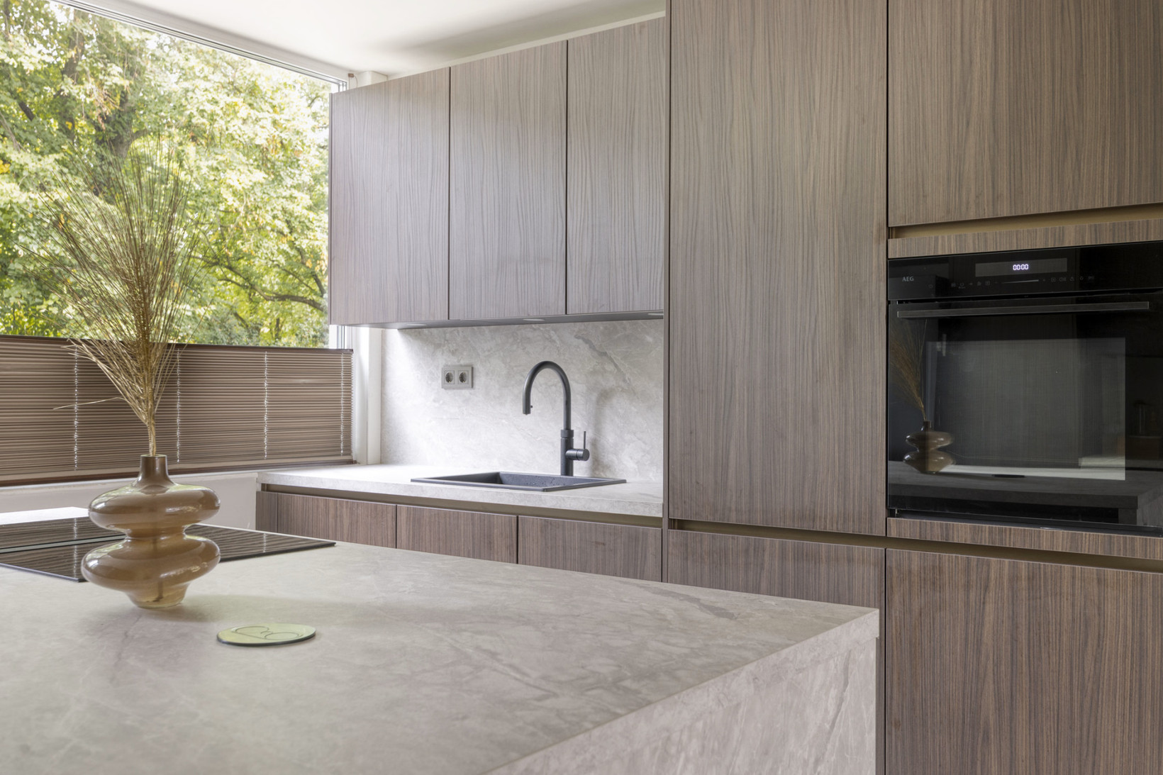 Tussenwoning te koop: Sibeliusstraat 755, Tilburg