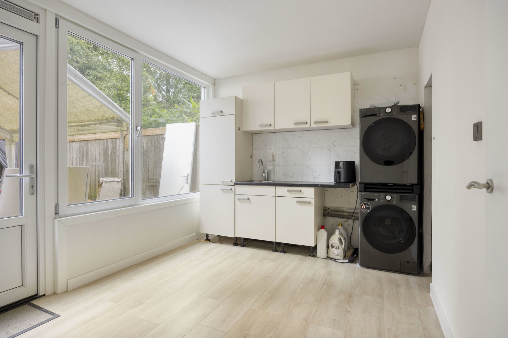 Tussenwoning te koop: Sibeliusstraat 755, Tilburg