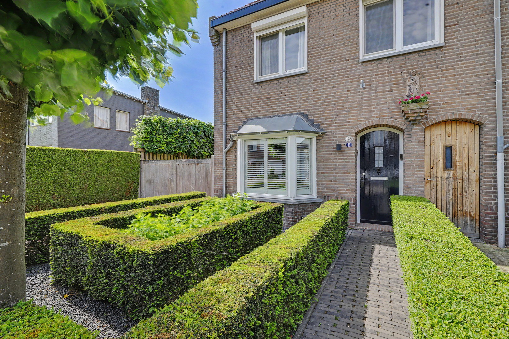 Hoekwoning te koop: Leharstraat 15, Tilburg