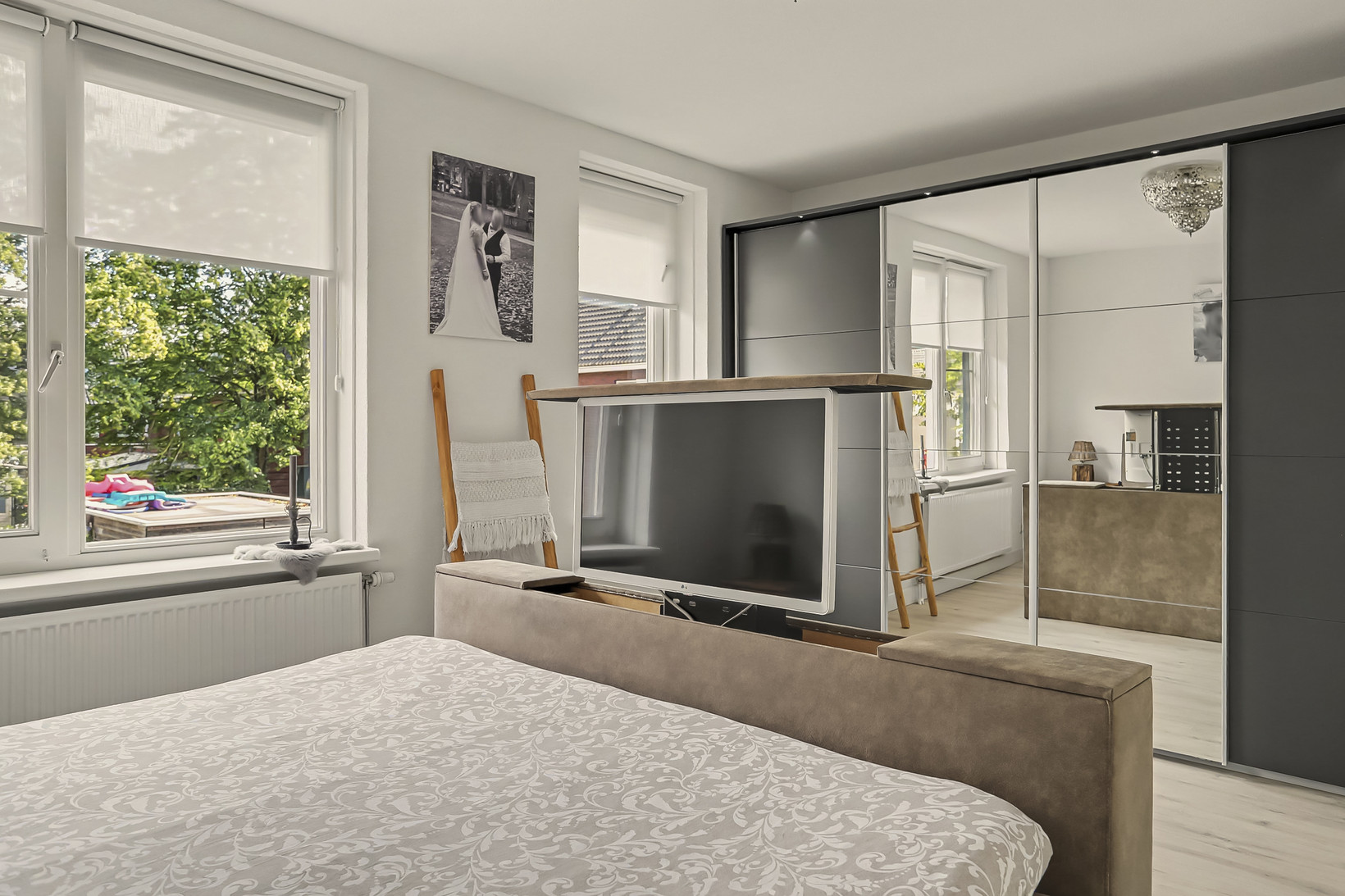 Tussenwoning te koop: Mahlerstraat 230, Tilburg