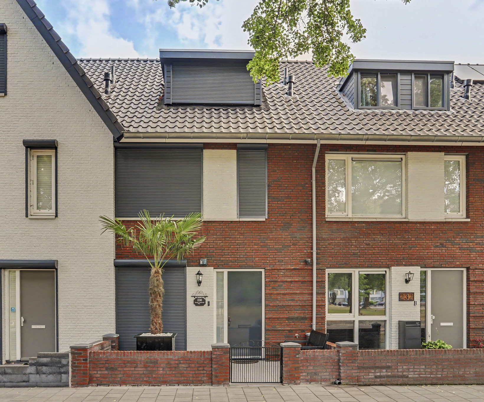 Tussenwoning te koop: Mahlerstraat 230, Tilburg