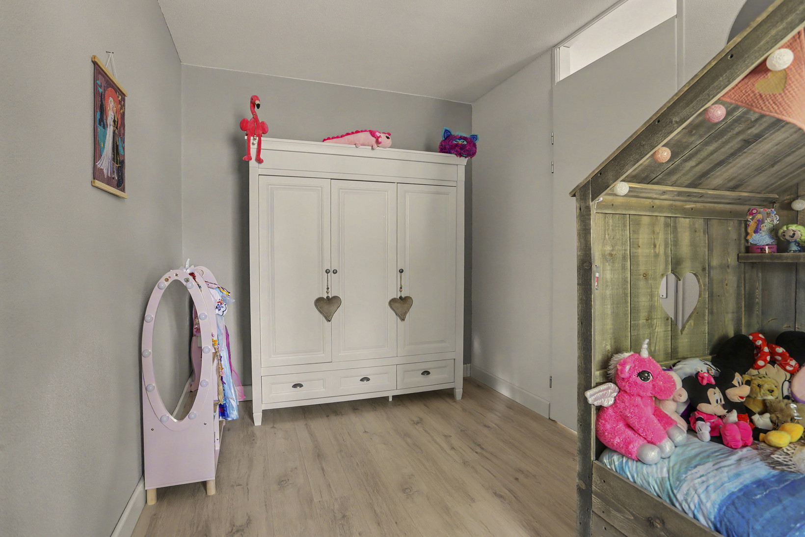 Tussenwoning te koop: Mahlerstraat 230, Tilburg
