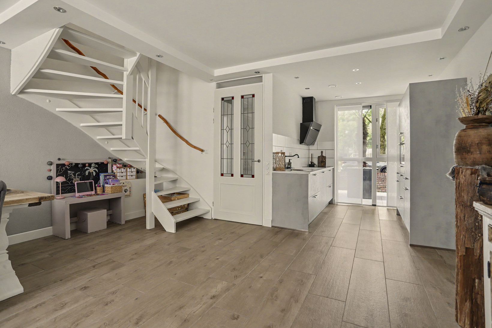Tussenwoning te koop: Mahlerstraat 230, Tilburg