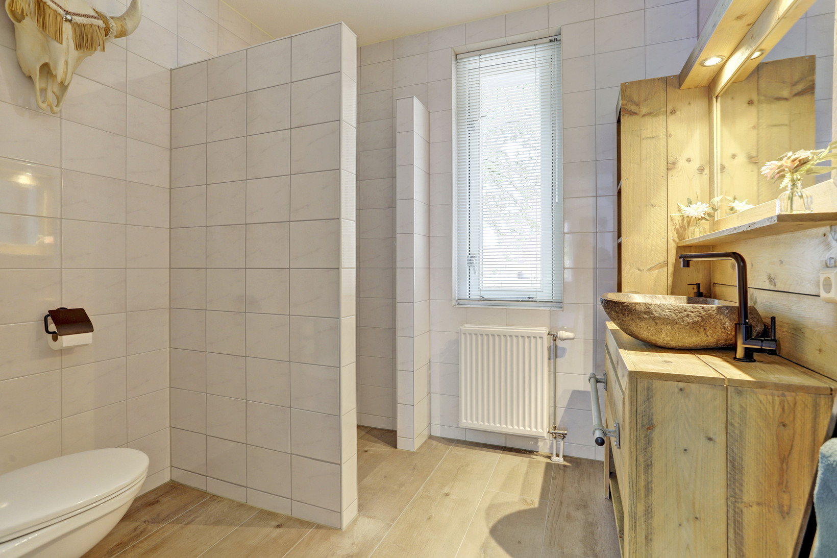 Tussenwoning te koop: Mahlerstraat 230, Tilburg
